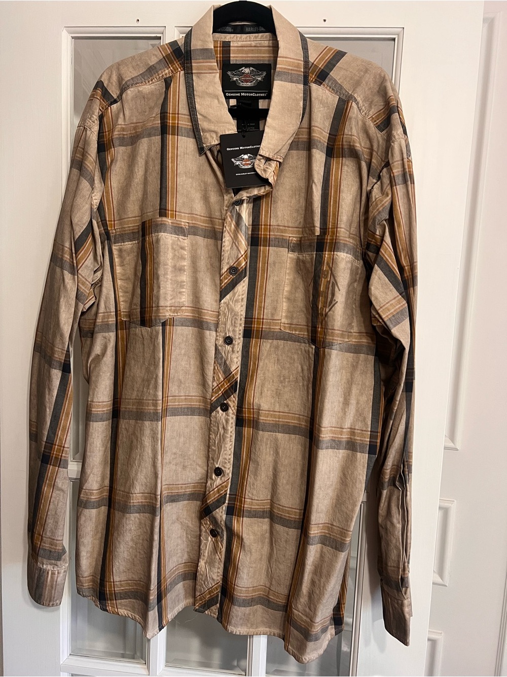 Harley Davidson Plaid Button Up!